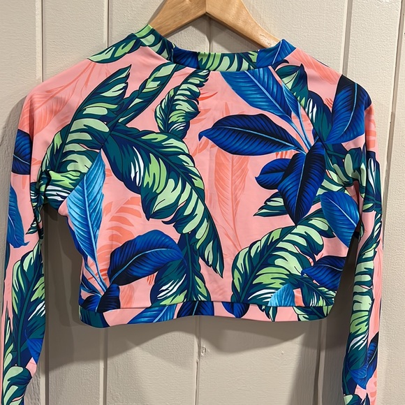 Long Sleeve two piece pink and blue flower print bathing suit with built in bra - Picture 7 of 11